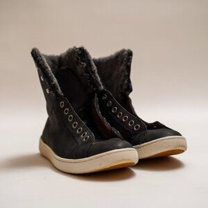 UGG Starlyn Lace Up Sneakers